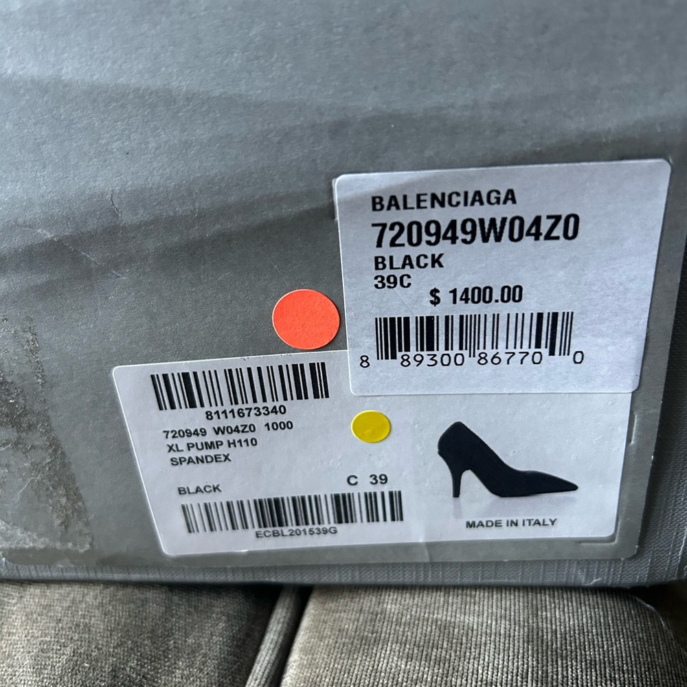 Balenciaga Elegant Black Heels - Picture 6 of 6